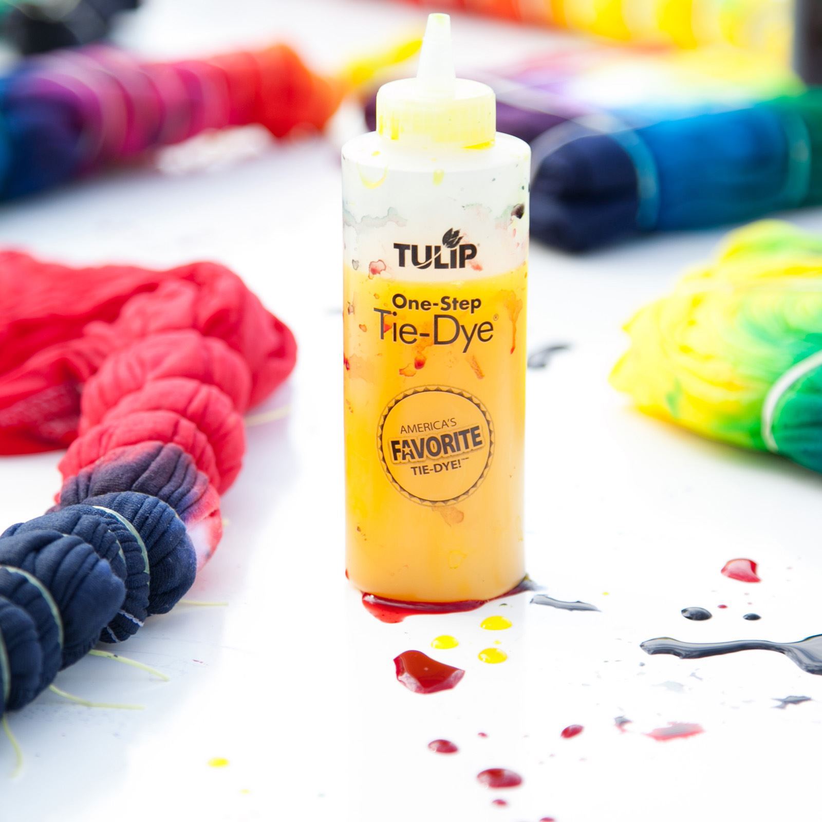 Tie Dye Your Summer | Tulip One-Step Psychedelic Tie-Dye Kit