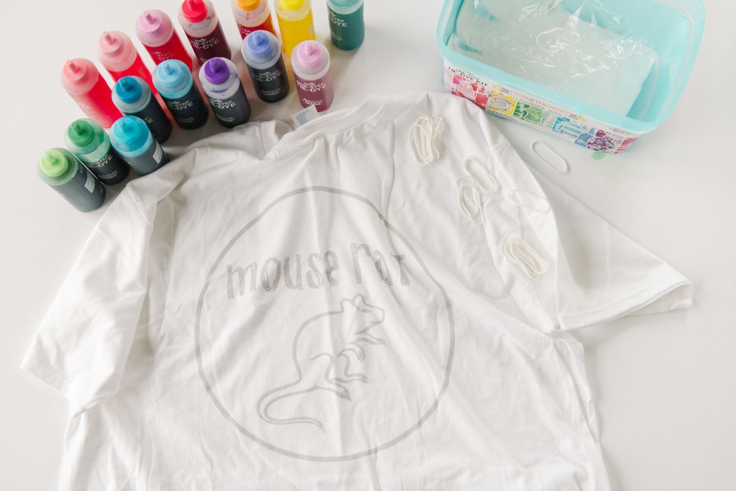 Homemade Father’s Day Gift: Tie-Dye Band Tee | Tie Dye Your Summer